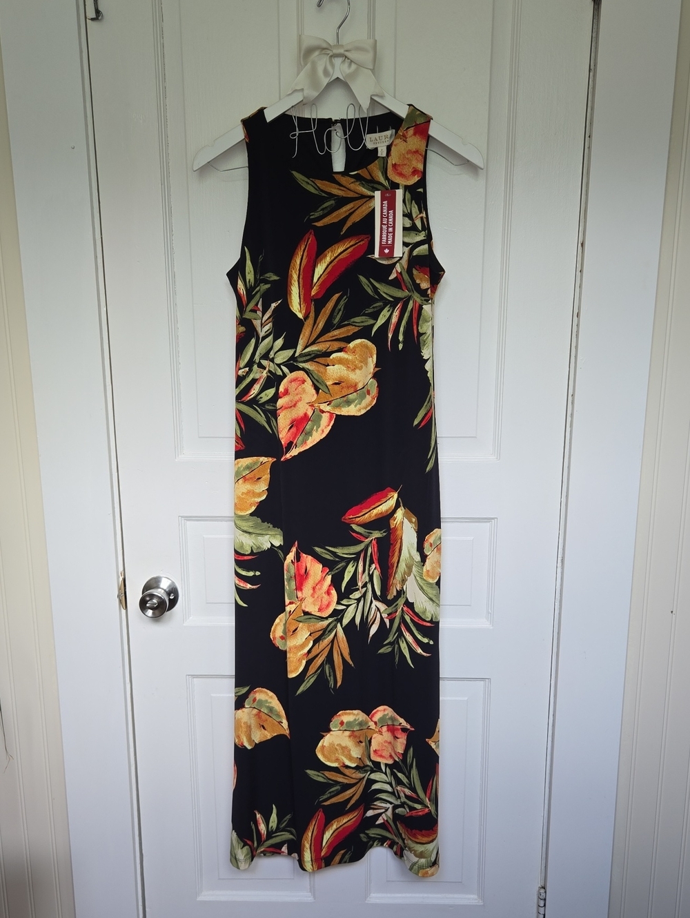 Laura Petite Tropical Floral Maxi Dress NWT Made in Canada Size PS